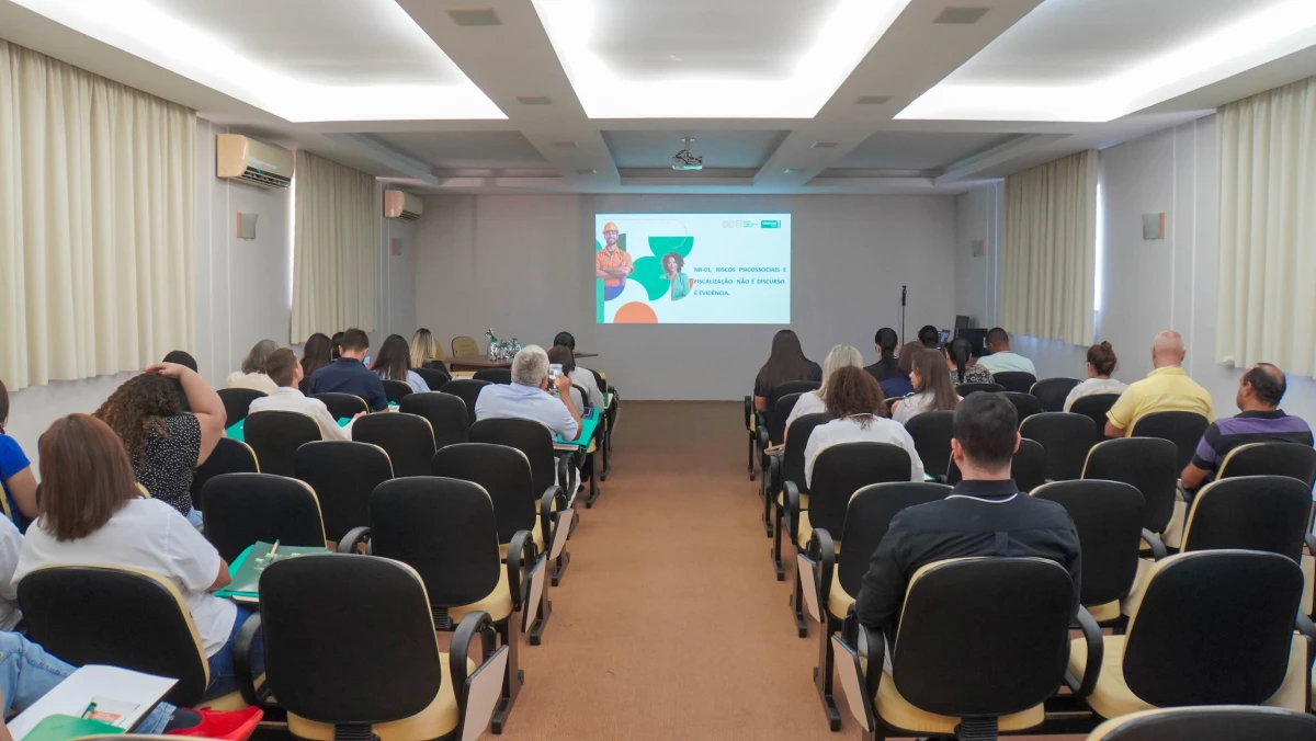 SOU Unimed Prudente promove palestra sobre atualização da NR-1