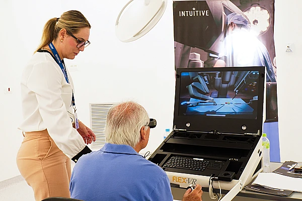 Tecnologias hospitalares e cirurgia robótica são temas de workshop da Unimed Prudente