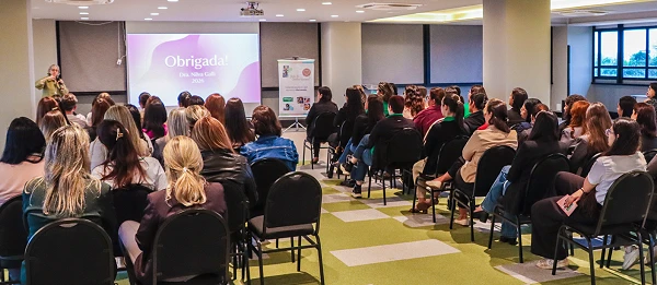 Unimed Prudente promove palestra sobre Outubro Rosa