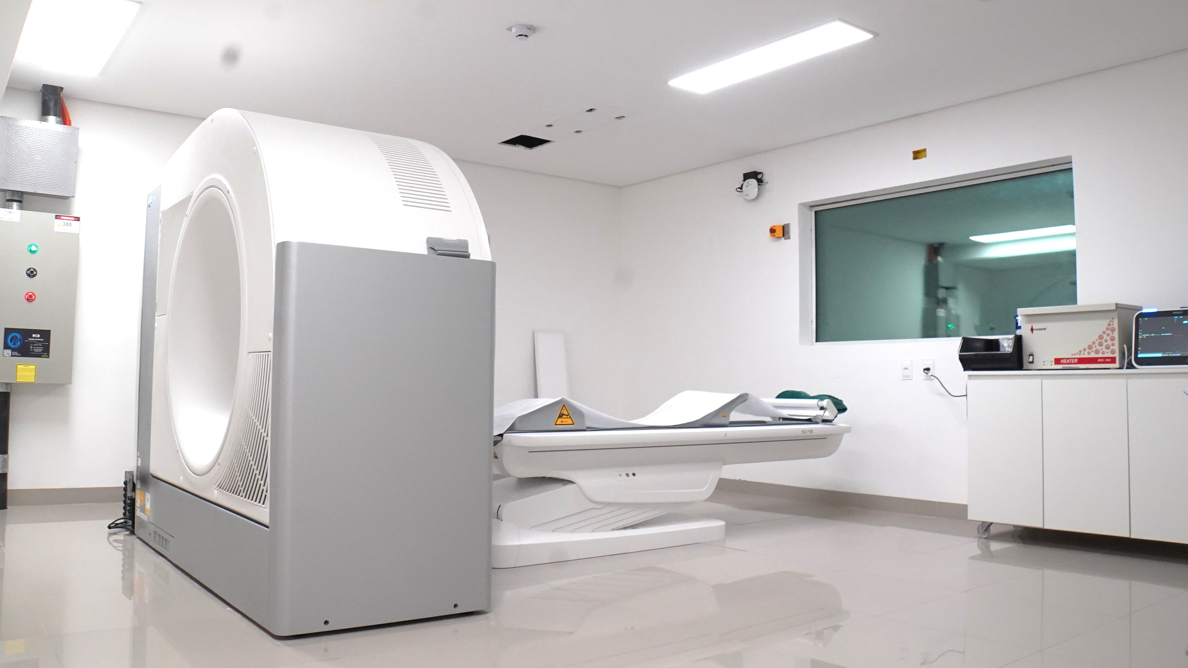 Alta tecnologia e precisão no cuidado com a sua saúde.